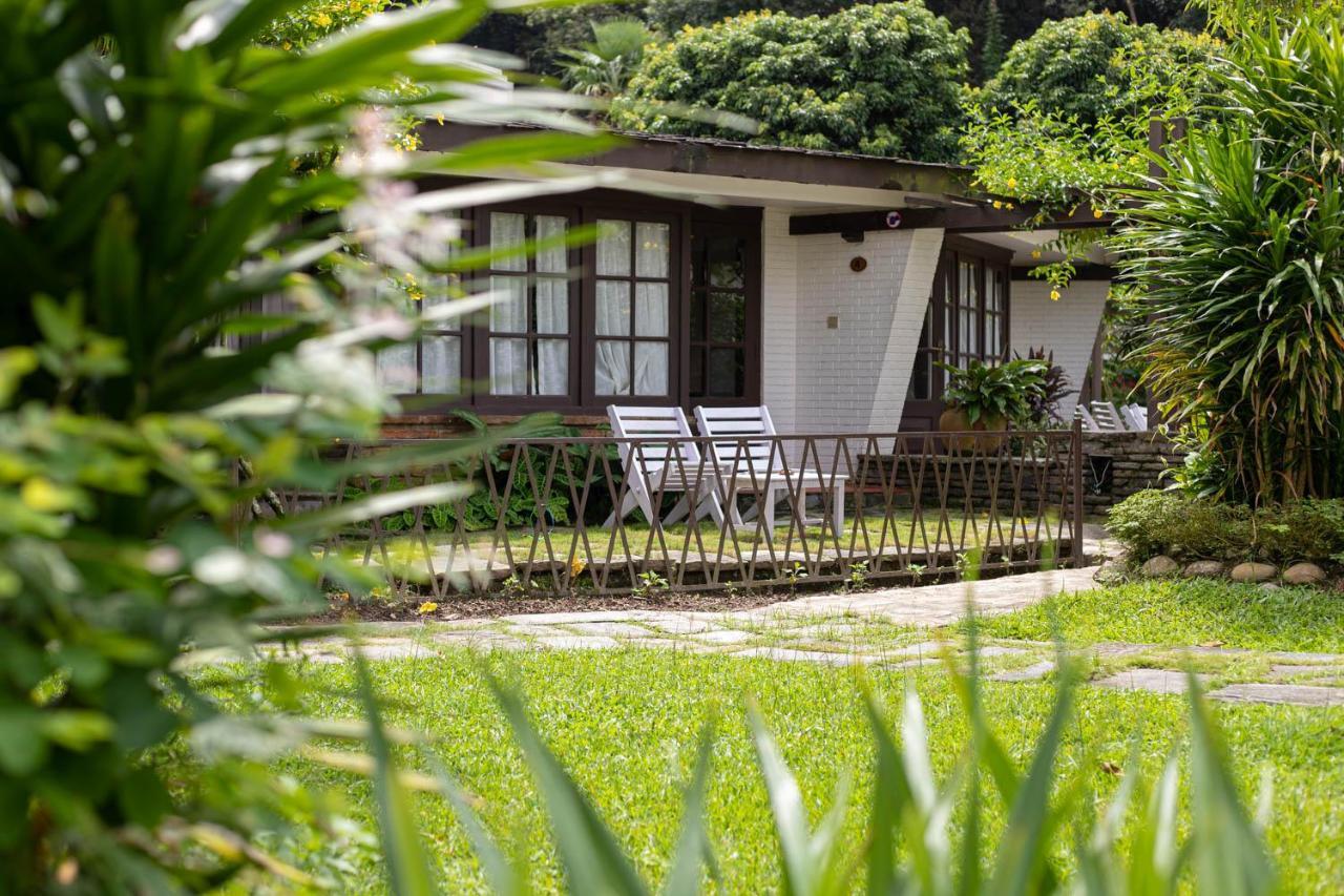 Fish Tail Lodge Pokhara Exteriör bild