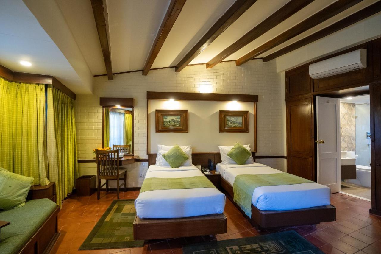 Fish Tail Lodge Pokhara Exteriör bild